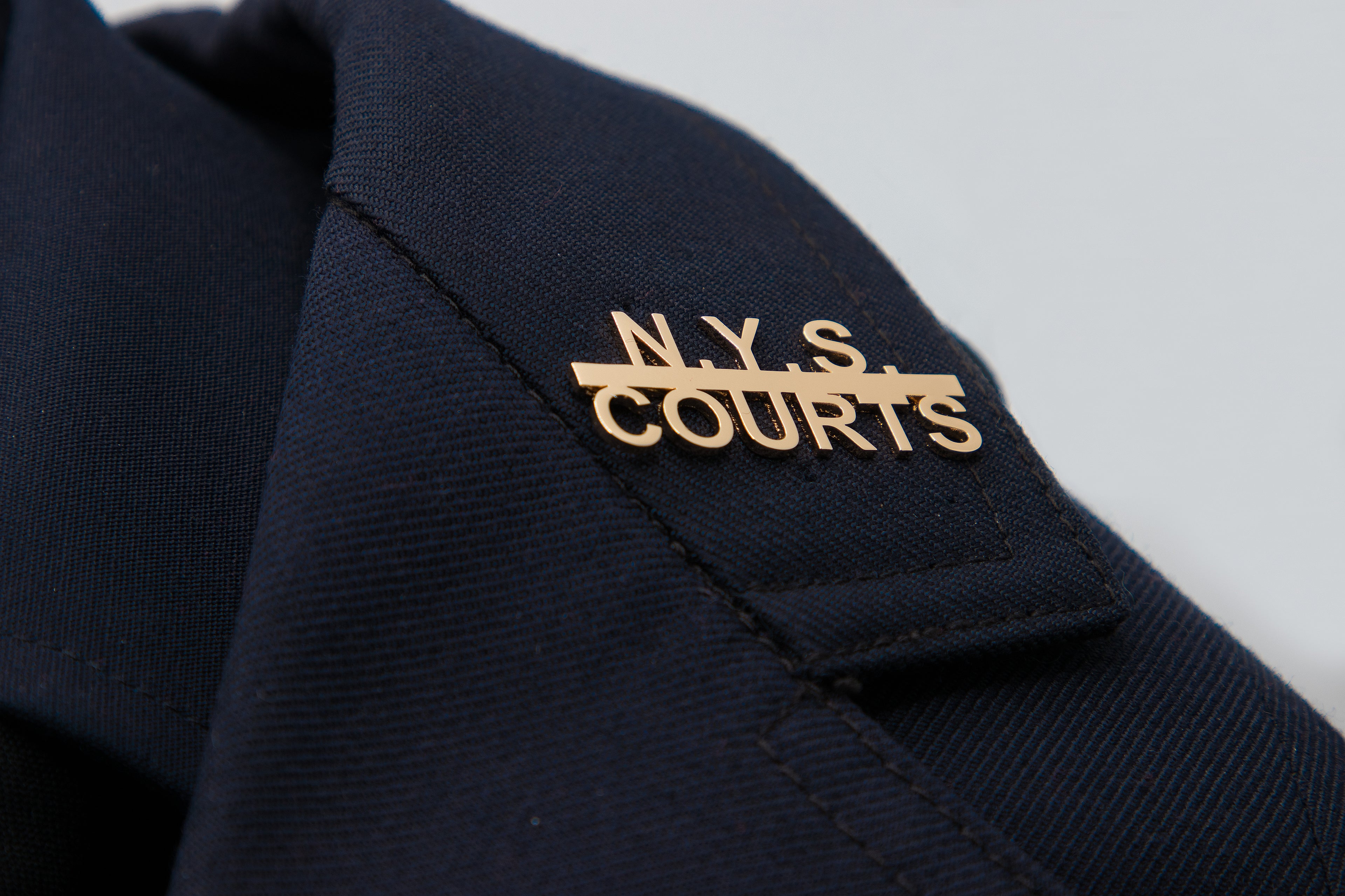 N.Y.S. Courts Collar Brass